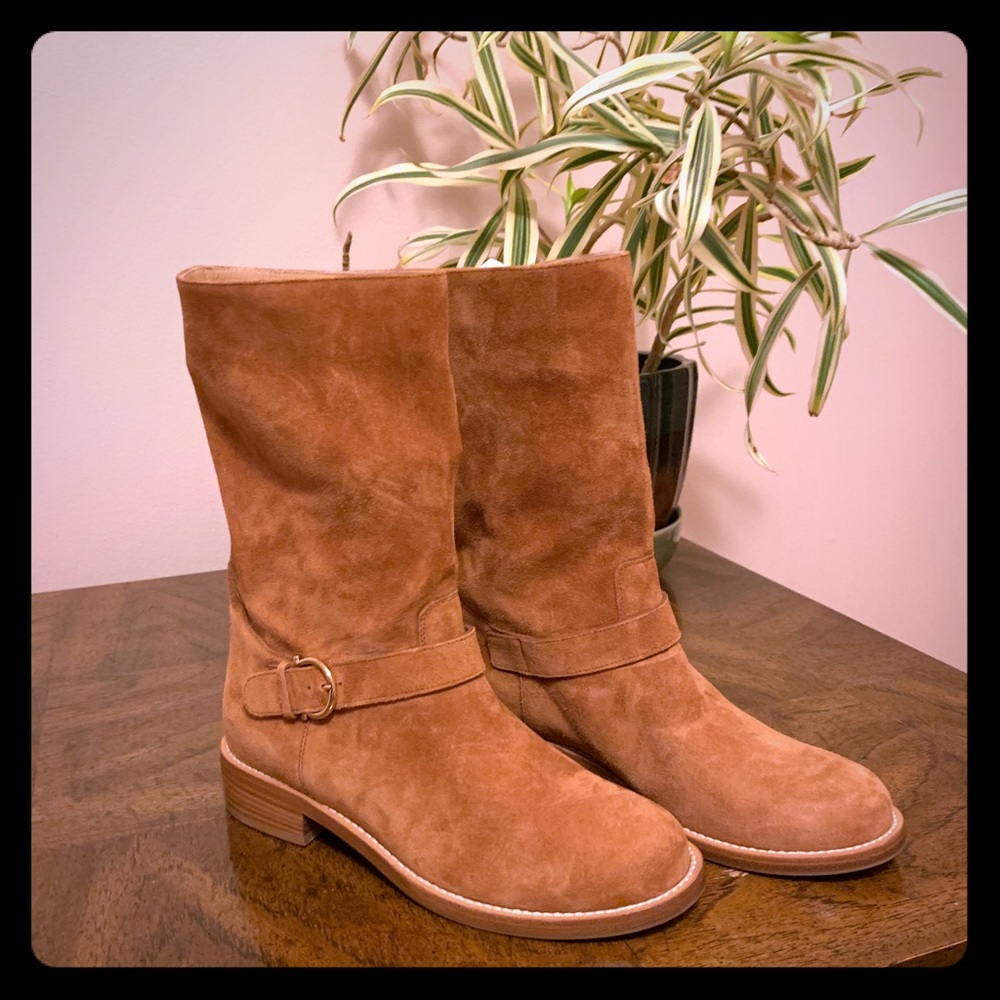 🆕 NWT | Ferragamo | suede booties